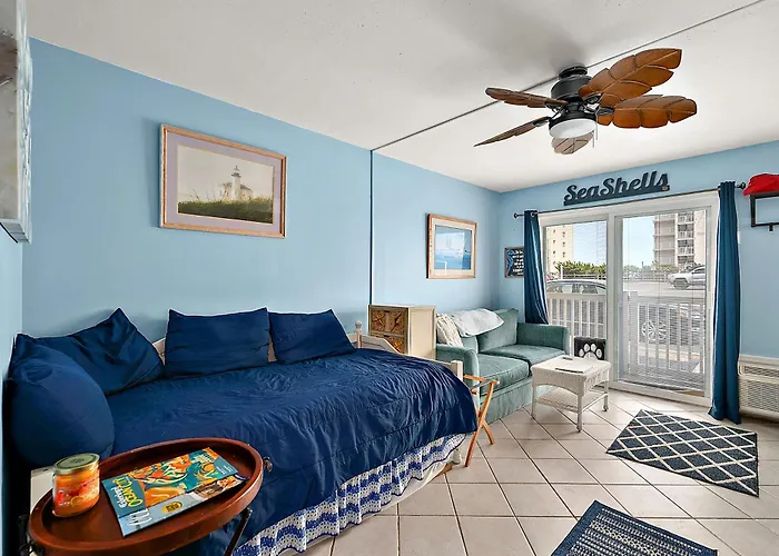 Cozy Efficiency At Marshall Inn Holiday home